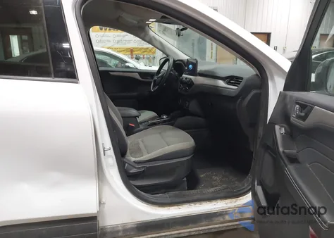 2022 Ford Escape Se z USA, uszkodzony, nr VIN 1FMCU9G63NUB97581